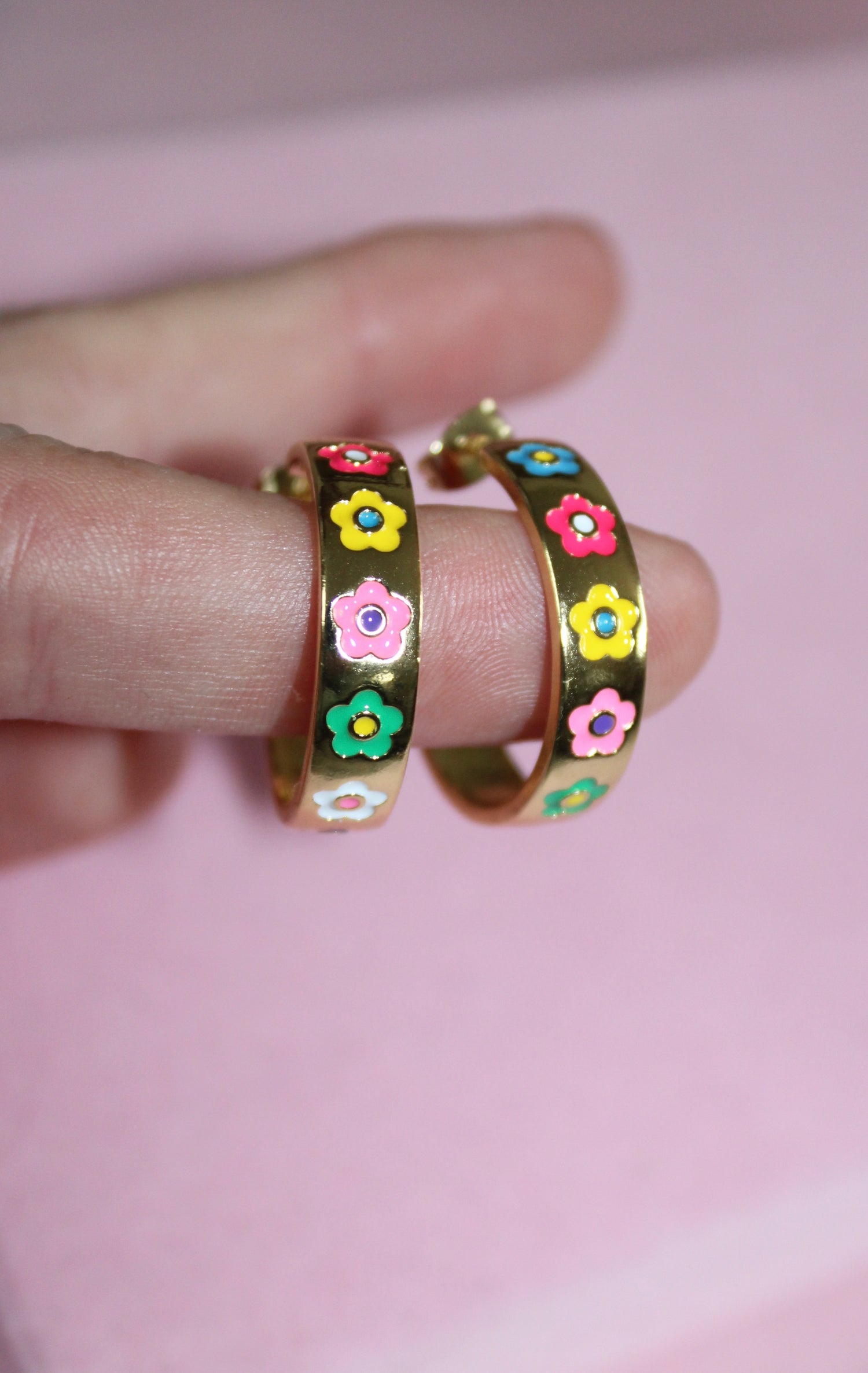 multi coloured daisy flower enamel earrings real 18k gold plated 