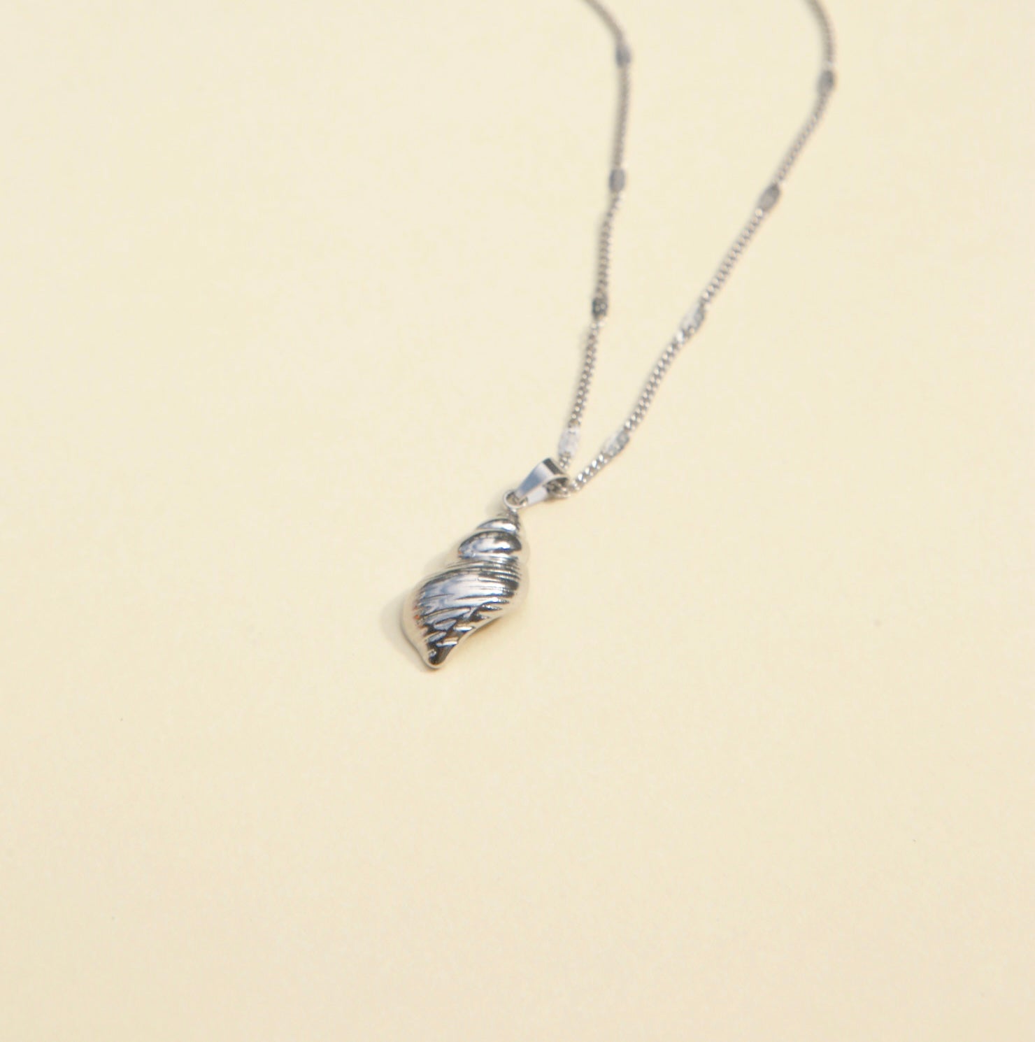 304 stainless steel silver conch pendant necklace 