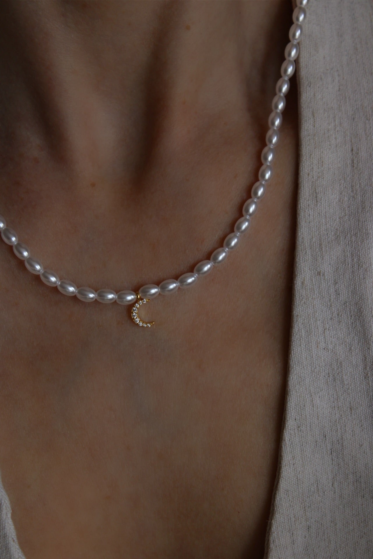 Luna Necklace