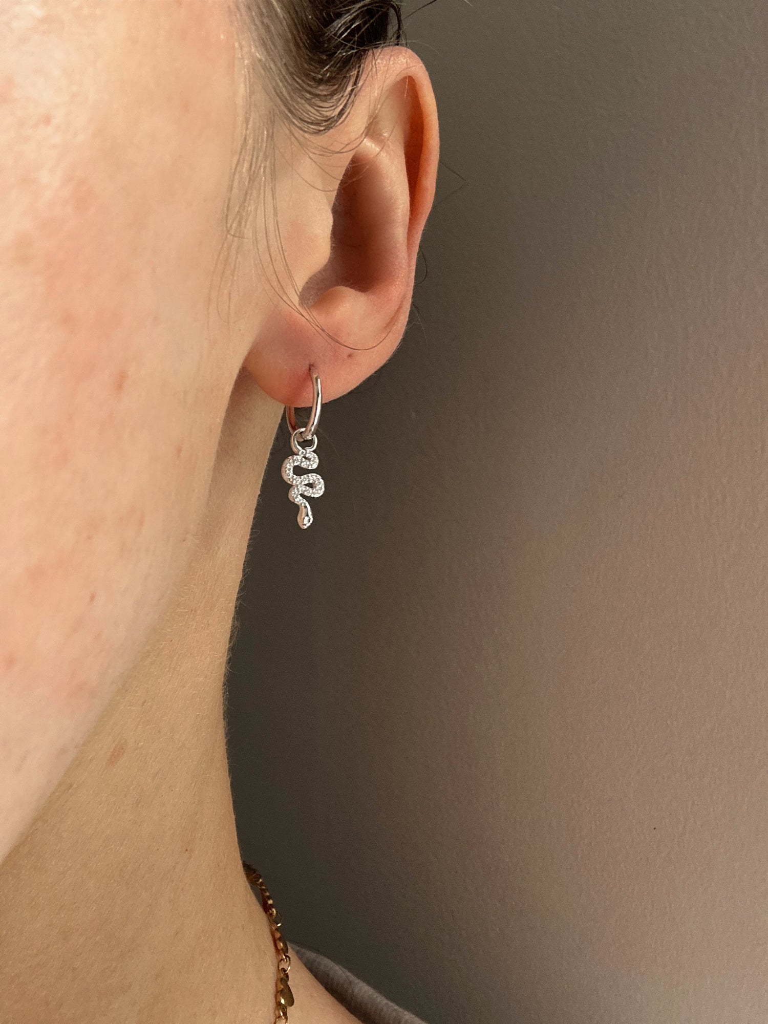 Reputation Snake Hoops - Silver