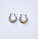 two tone ribbed clasp vintage style earrings