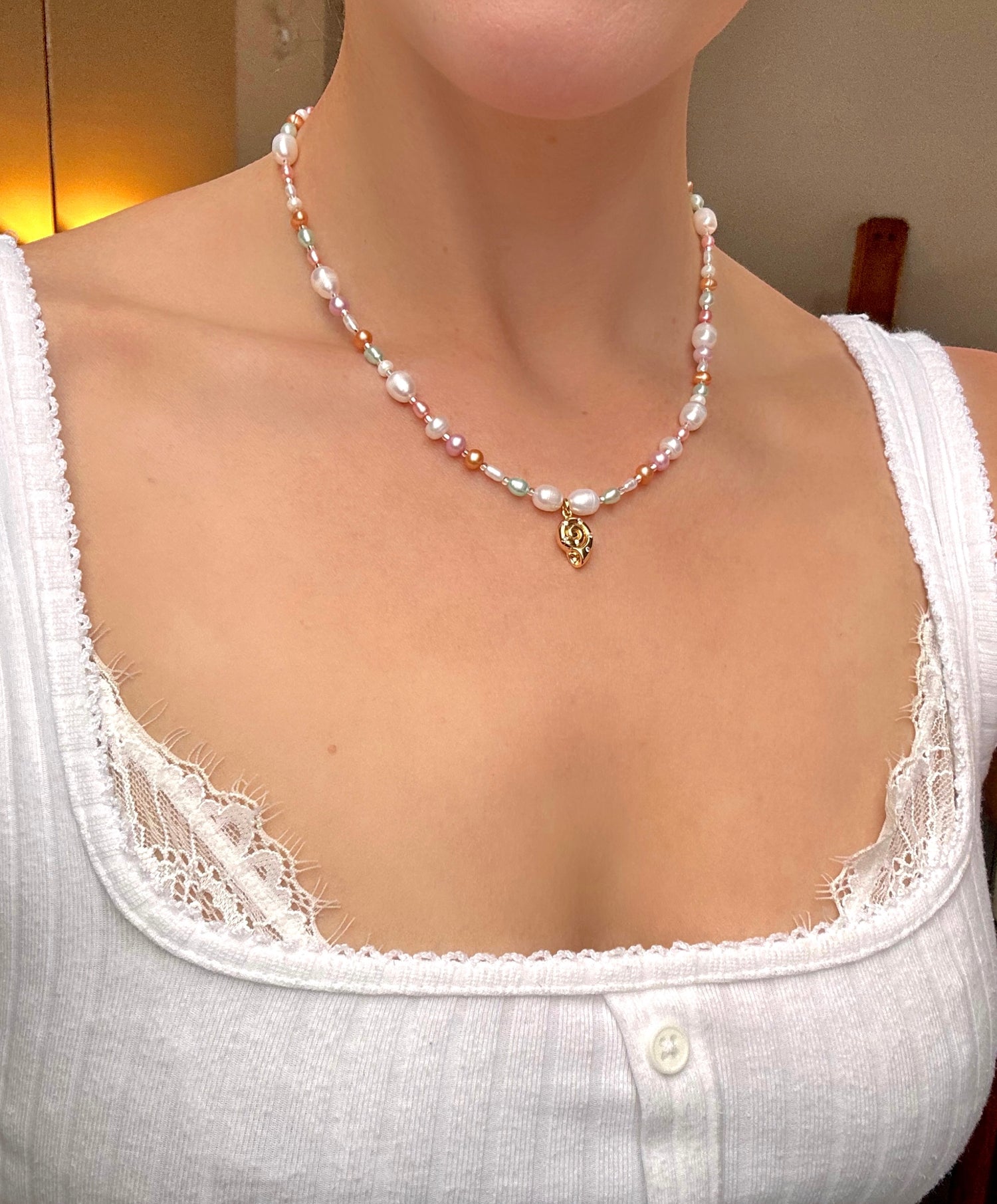 Sunbeam Shell Necklace