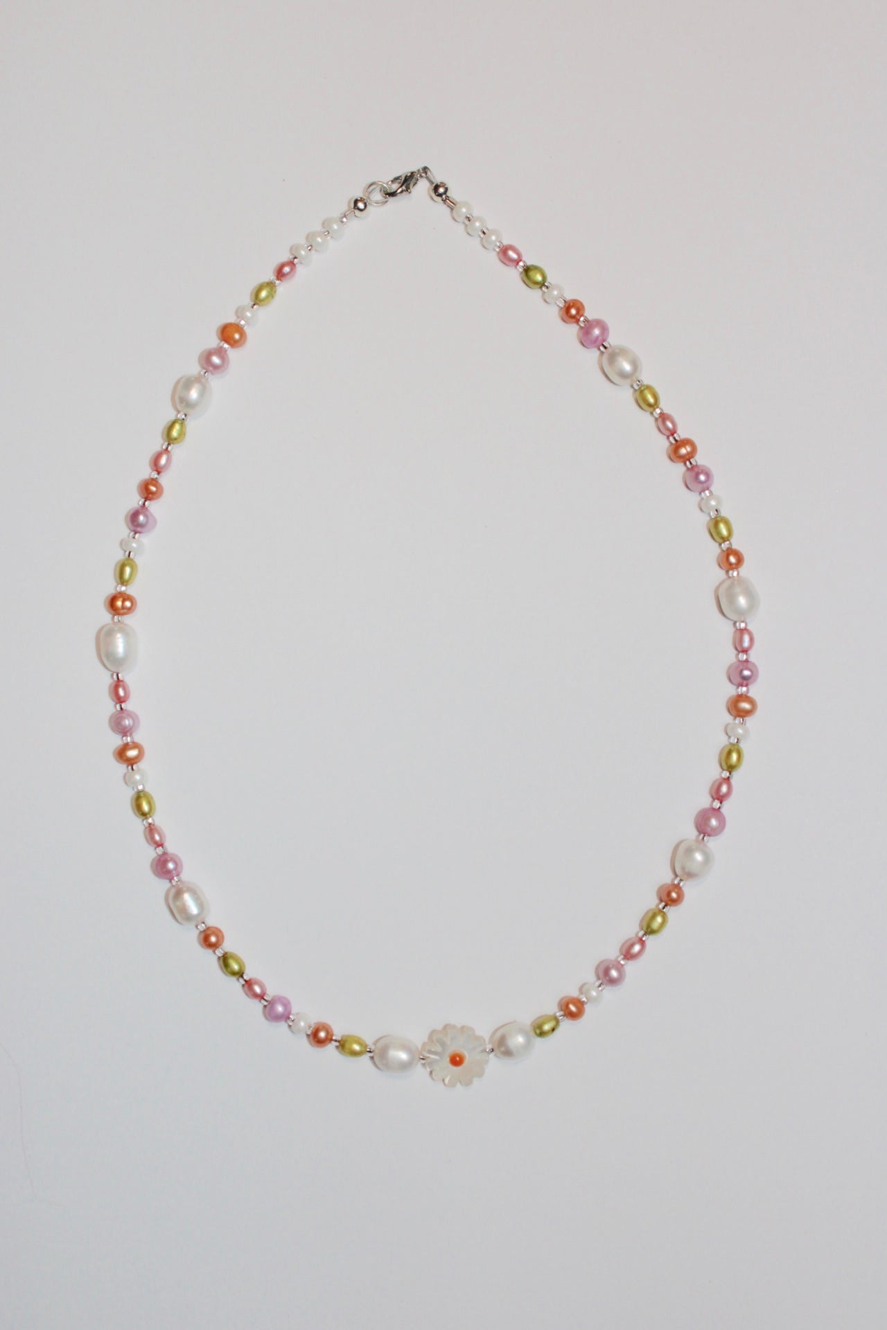 Daydream Daisy Necklace